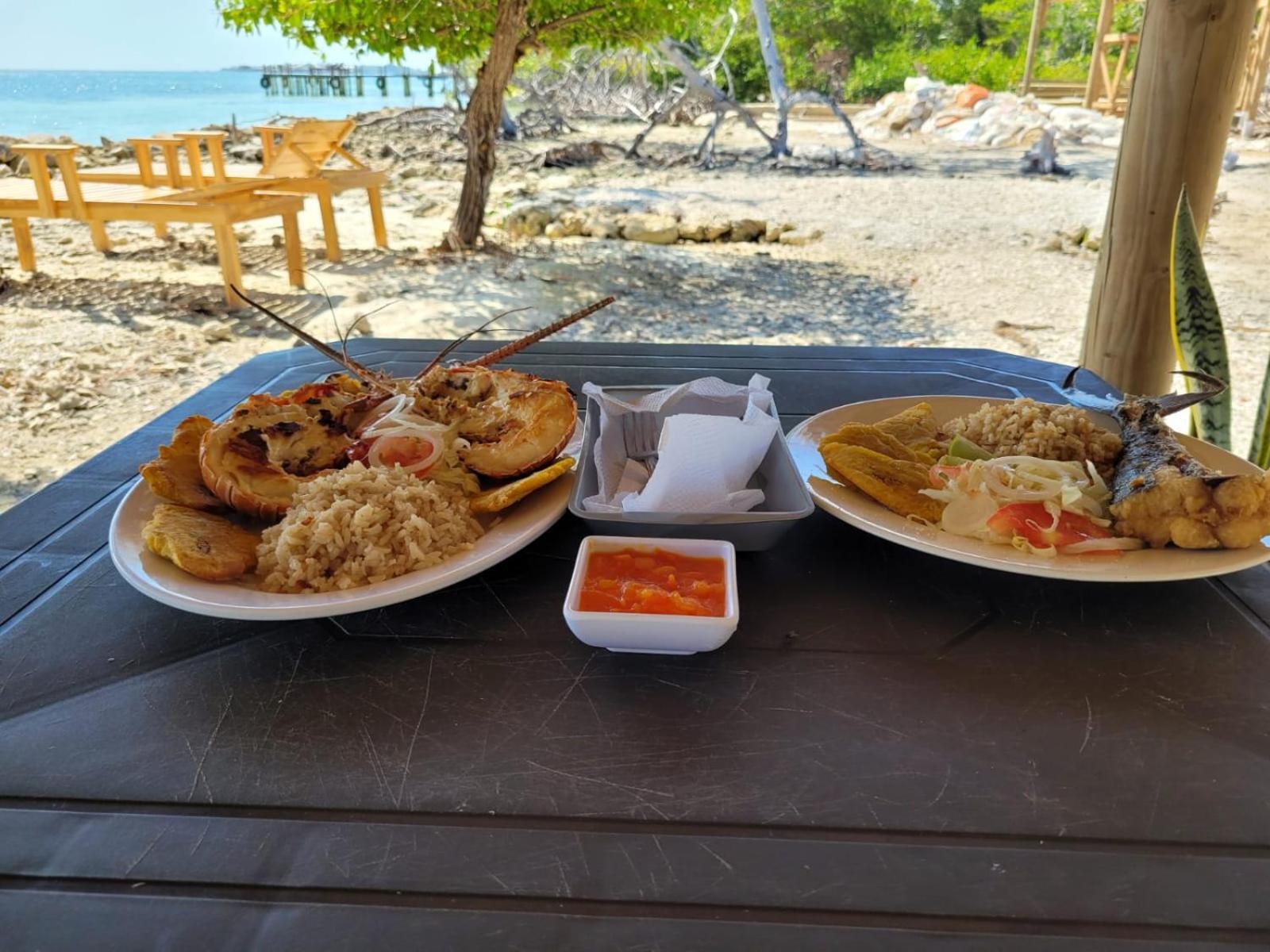 Hostel Villa Luz Beach Tintipan Island Dış mekan fotoğraf